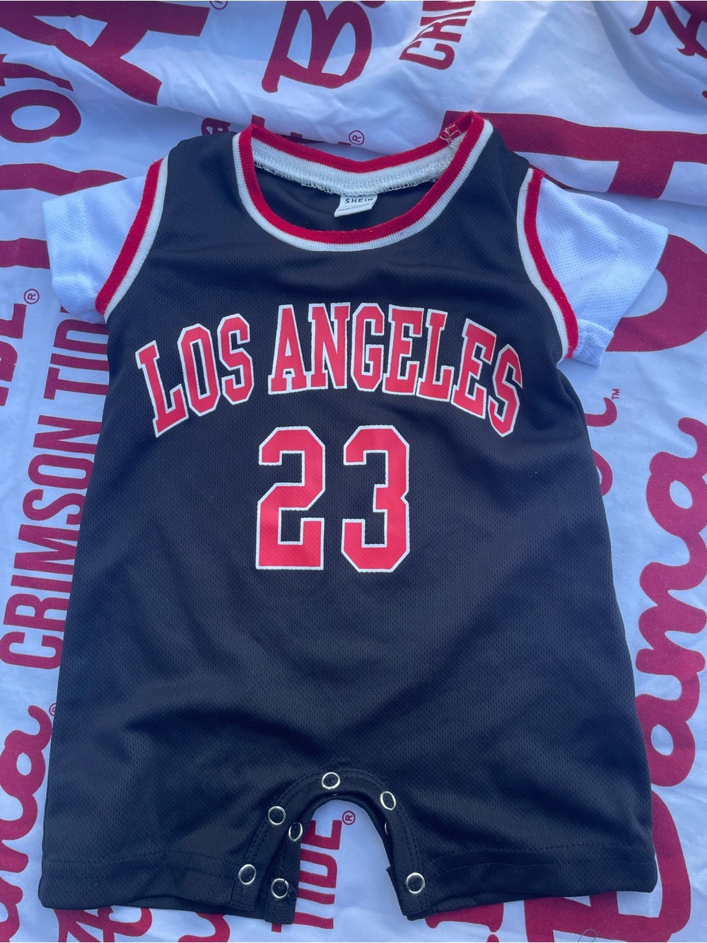 SHEIN Black, Red & White Los Angeles Kids Basketball Romper 6-8 Months